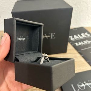 Vera Wang diamond engagement ring
